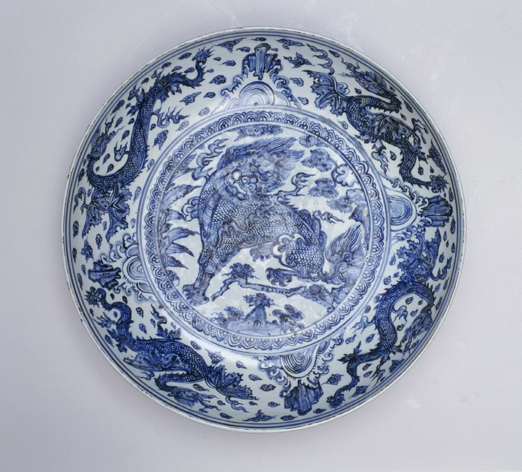 图片[2]-Blue and white unicorn wing dragon plate-China Archive